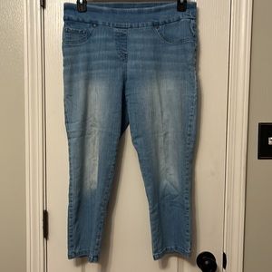 Women’s Westbound Crop Jeans.  Size 12
